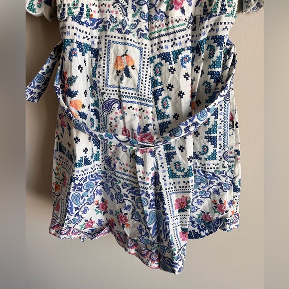 Farm Rio NWT Women's Romantic Bandanas Off-White Romper Size XL - Picture 7 of 14